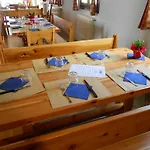 بيت شباب Rifugio Aleve