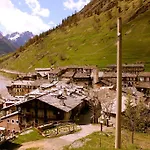 بيت شباب Rifugio Aleve *